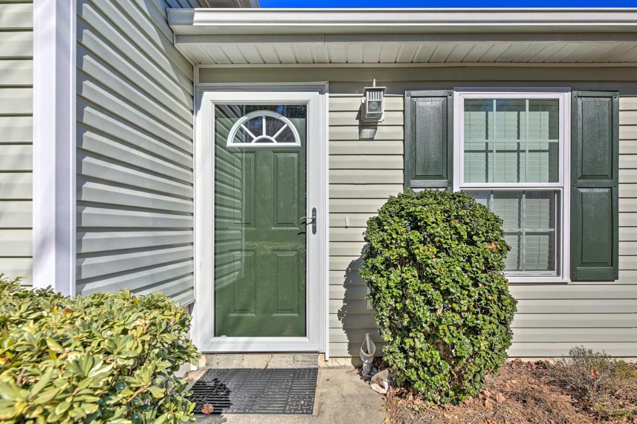 Beaufort Pad With Patio 3 Blocks To Waterfront! Εξωτερικό φωτογραφία